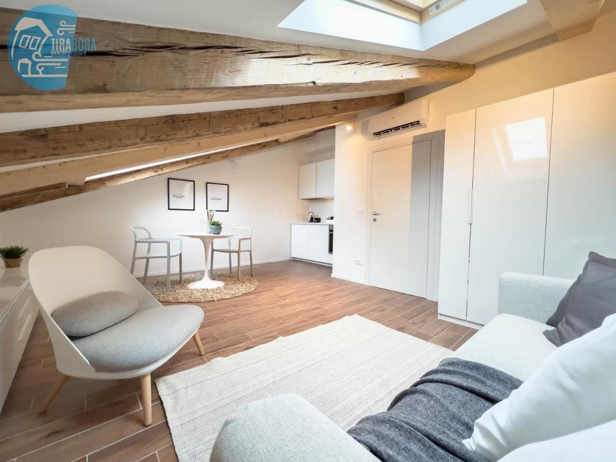 Gozzi 4 Tirabora Short Rent Apartment Trieste